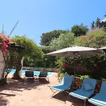 La Perla Villa