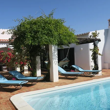 La Perla Villa *